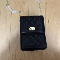 キルティングスマホショルダーバッグブラック パールチェーン