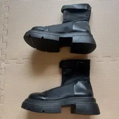 美品　レディース　ブラックレザー厚底ショートブーツ　39 24.5cm