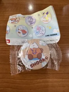 くら寿司　BT21 SHOOKY 缶バッチ