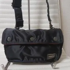 Item thumbnail for item 214ef8f1-a7a2-486a-a2f9-3eaffc6a6be8