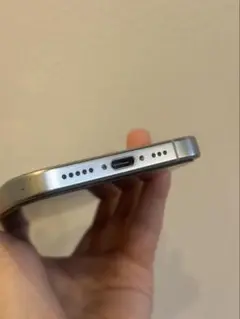 iphone16pro ホワイト