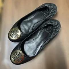 極美品　TORY BURCH ブラック ウェッジソールパンプス　24.5㎝ TORY BURCH(トリーバーチ) パンプス 8M レディース - 黒