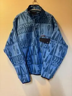 patagonia シンチラ フリース 柄