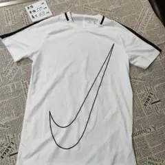 NIKE　ナイキ　ピステ　トレーニングウェア　ランニングウェア