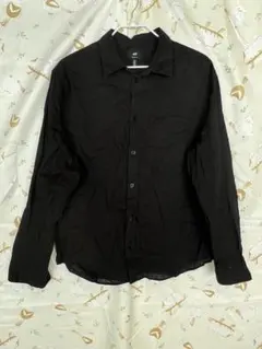 H&M 黒の長袖シャツ