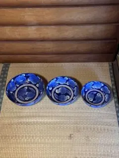 青色の葉模様 陶器の鉢・ボウル3つセット