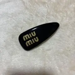 miumiu ヘアクリップ ヘアピン バレッタ ブラック - メルカリ