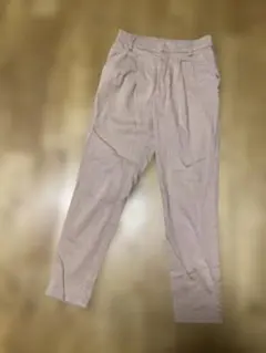 ベージュ プリーツ入り スラックス　Sサイズ