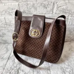 Item thumbnail for item da0007d8-2c4e-4ca0-9295-f0182f7f526f