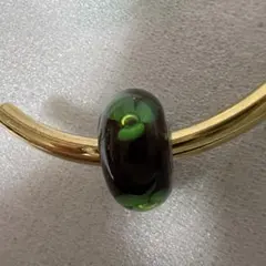 トロールビーズ？グリーン花　ビーズ