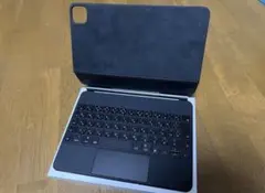 iPad Magic Keyboard 11インチ　ブラック