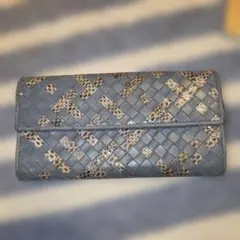 BOTTEGA VENETA イントレチャート 長財布 ブルー