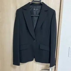 FESMY レディーススーツ　フォーマル服