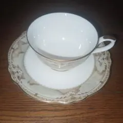 NARUMI ナルミ カップ ソーサー 金彩