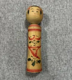 鳴子系こけし人形　花柄　大沼健吾 こけし 伝統工芸品