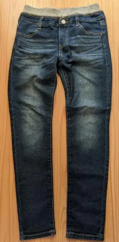 Item thumbnail for item 3849dcff-a848-4cdc-9935-7f2eb3a72641