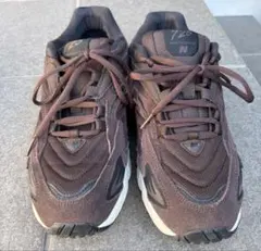 New Balance ML725X ブラウン スニーカーのサムネイル