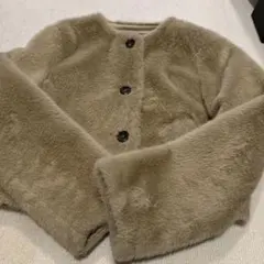 フェイクファーショートジャケットベージュZARA