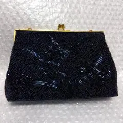 ビーズ刺繍 クラッチバッグ