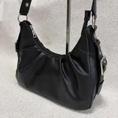 美品】selle glant ワンショルダーバッグ y2k ハーフムーン 黒 - メルカリ