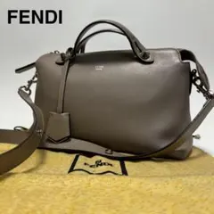 u91【極美品】フェンディ　バイザウェイ　ミディアム　グレー2wayショルダーのサムネイル