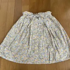 花柄ウエストゴムスカート（ショートパンツ付き）