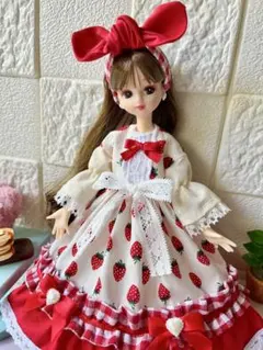 リカちゃん 服　ワンピースとリボン　ハンドメイド　ドール服177
