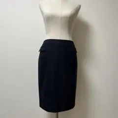LES MUES Femme【未使用タグ付】タイトスカート　紺色　青木のサムネイル