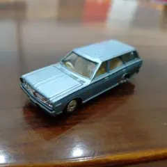 トミカ CEDRIC WAGON セドリックワゴン No.47
