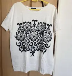 ニコル　フラワープリント Vネック 半袖Tシャツ