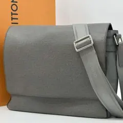美品　Louis Vuitton タイガラマ　 バムバッグ M30247 Amazon | ルイヴィトン バッグ M30247 LOUIS VUITTON タイガラマ