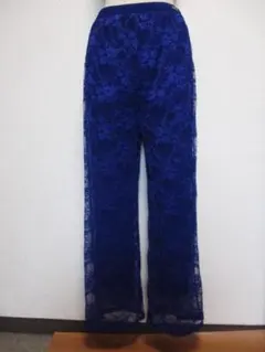 Item thumbnail for item a39300cd-29f5-45e3-bd4e-77970d51a1cb