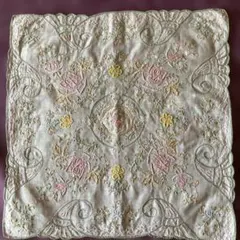 スワトウ　汕頭刺繍ハンカチ 花柄 カラフル　パステル調❣️