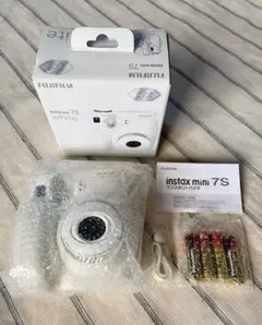 チェキ FUJI FILM INSTAX MINI7S ホワイト