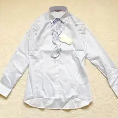 【新品タグ付き】LES MUESレミュー　フリルブラウス　ストレッチ　長袖シャツのサムネイル