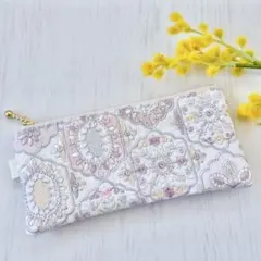 インド刺繍のフラットポーチ　メガネケース　ペンケース