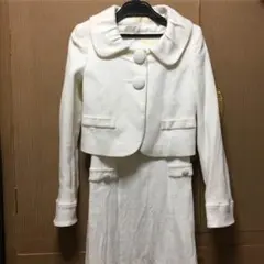 卒園式や入学式用 白 上品 セットアップ