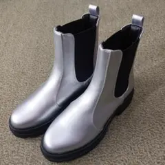 サイドゴアブーツ ブーツ