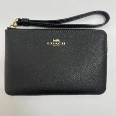 COACH コーチ　ストラップ付きポーチ　黒ブラックのサムネイル