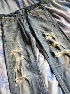 送料込み★EDWINブルートリップペンキ仕様クラッシュダメ－ジデニムsize30