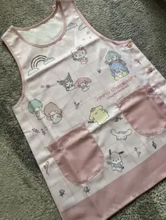 新品 サンリオキャラクター エプロン☆M〜L☆保育士さん
