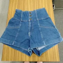 ハイウエスト デニムショートパンツ