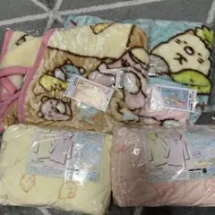 すみっコぐらし　ふわふわフリースルームウェア　膝掛け毛布　　４枚セット