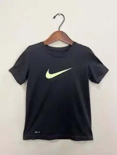 Nike Dri-FIT ブラック Tシャツ XS 子ども