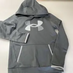 Under Armour パーカー 160