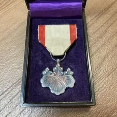 2025年最新】勲八等白色桐葉章の人気アイテム - メルカリ