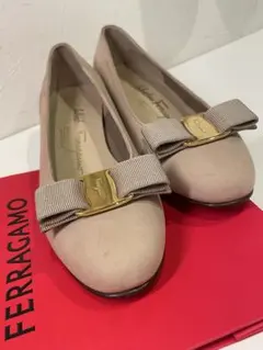 FerragamoフェラガモVIVAフラットパンプス5Dナッパカーフヴァラリボン