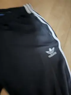 adidas トレフォイルロゴ スウェットパンツ ブラック