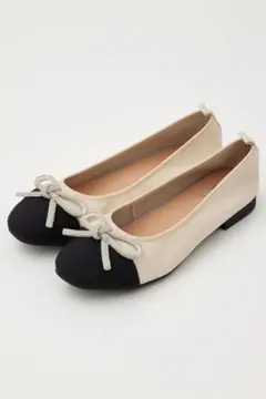 STACCATO リボン付きバレエシューズ アイボリー/ブラック