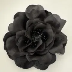 【美品】コサージュ★ブラック★花モチーフ★ブローチ